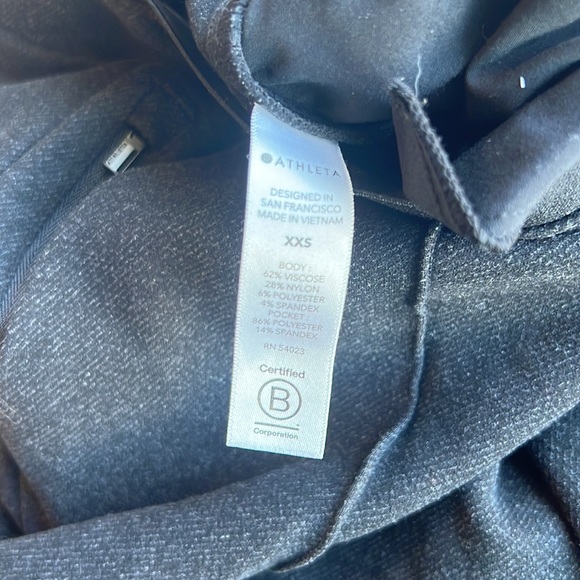 Athleta Venice Heathered Pintuck Pant - Picture 5 of 7